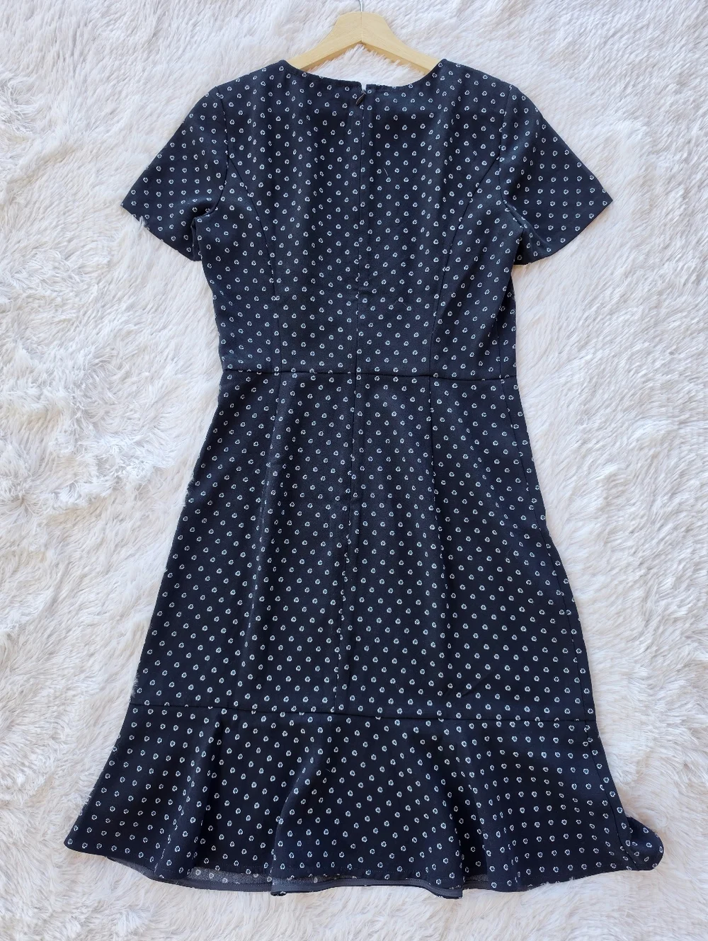 J. Crew Navy Crepe Short Sleeve Flounce Hem Dress.‎
